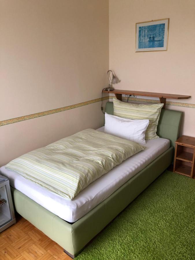 Haus Camelia Bed & Breakfast บัด ทัทซ์มันน์สดอร์ฟ ภายนอก รูปภาพ