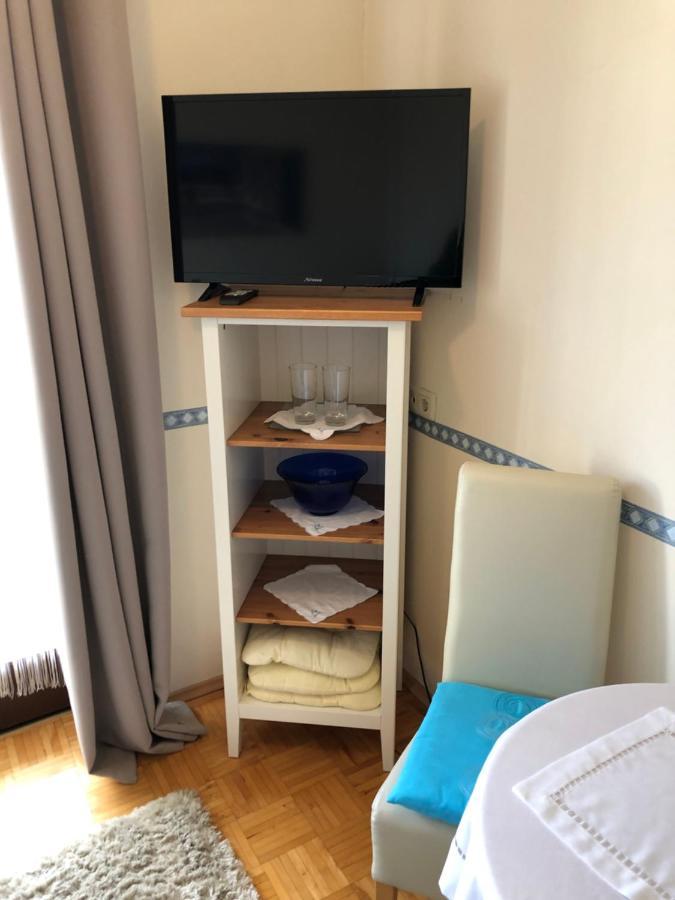 Haus Camelia Bed & Breakfast บัด ทัทซ์มันน์สดอร์ฟ ภายนอก รูปภาพ